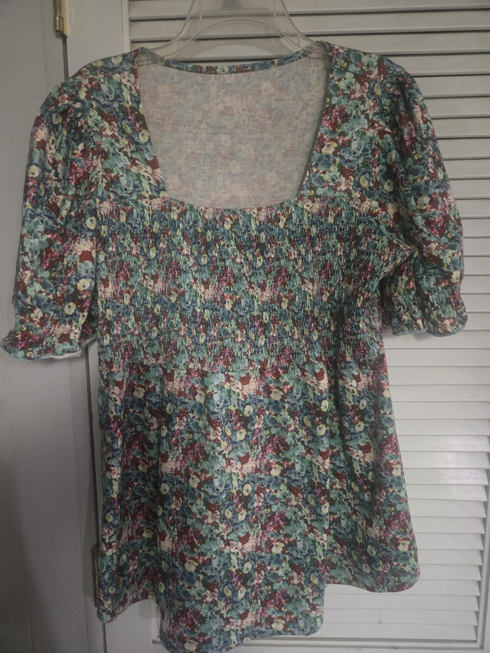 Lomon Smocked Babydoll Top. Bright And Cheery. Size XL